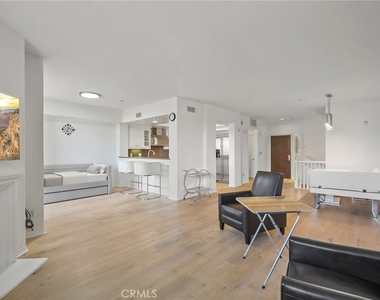 13031 Villosa Place - Photo Thumbnail 4