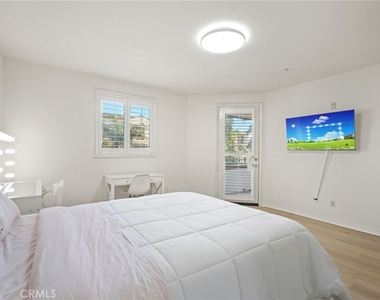 13031 Villosa Place - Photo Thumbnail 19