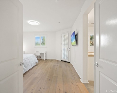13031 Villosa Place - Photo Thumbnail 18