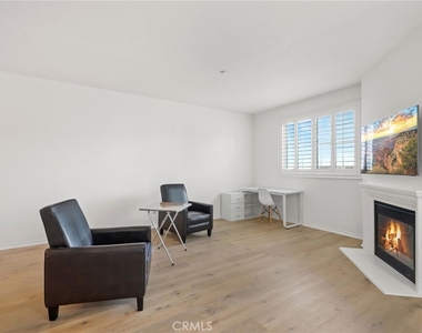 13031 Villosa Place - Photo Thumbnail 7