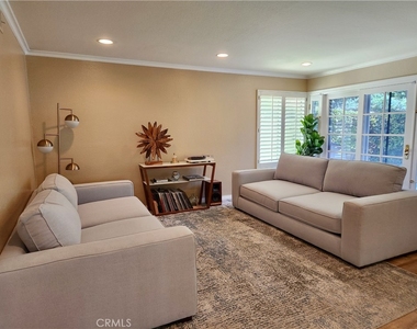 24718 Calle Serranona - Photo Thumbnail 6