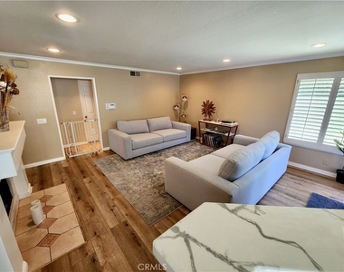 24718 Calle Serranona - Photo Thumbnail 7