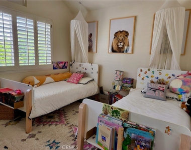 24718 Calle Serranona - Photo Thumbnail 16