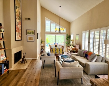 24718 Calle Serranona - Photo Thumbnail 3