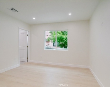 5740 Beck Avenue - Photo Thumbnail 14