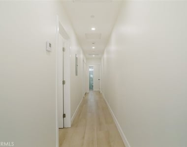 5740 Beck Avenue - Photo Thumbnail 13