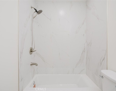 5740 Beck Avenue - Photo Thumbnail 28