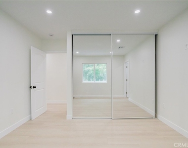 5740 Beck Avenue - Photo Thumbnail 16