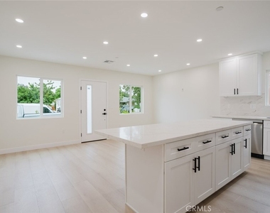 5740 Beck Avenue - Photo Thumbnail 4
