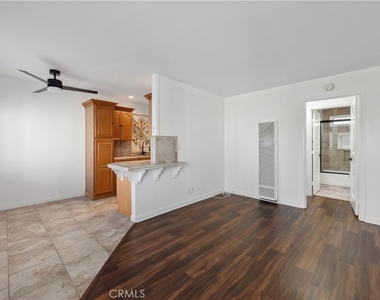 20917 Amie Avenue - Photo Thumbnail 4