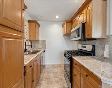 20917 Amie Avenue - Photo Thumbnail 8
