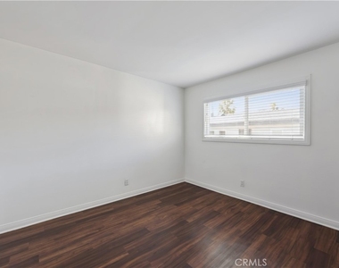 20917 Amie Avenue - Photo Thumbnail 10