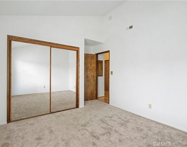 214 Topaz Street - Photo Thumbnail 26