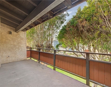 214 Topaz Street - Photo Thumbnail 19