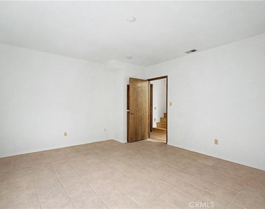 214 Topaz Street - Photo Thumbnail 28