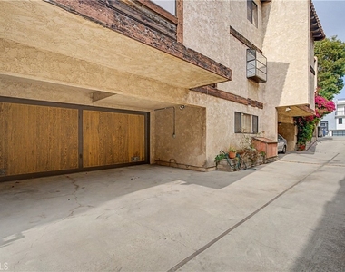 214 Topaz Street - Photo Thumbnail 32