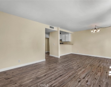 13701 Hubbard Street - Photo Thumbnail 7
