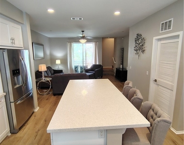 937 Savi - Photo Thumbnail 8