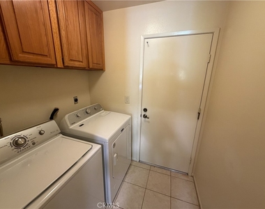 5731 E Crater Lake - Photo Thumbnail 15