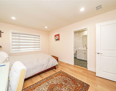 2220 Jose - Photo Thumbnail 29
