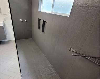 1780 N Summit - Photo Thumbnail 2