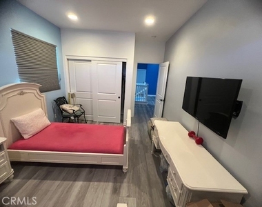 783 Gatun Street - Photo Thumbnail 13