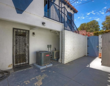 939 Olive Street - Photo Thumbnail 6