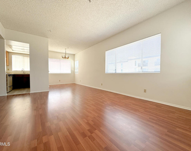336 N Chapel Avenue - Photo Thumbnail 1