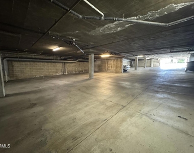 336 N Chapel Avenue - Photo Thumbnail 8