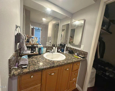 1181 Packers Circle - Photo Thumbnail 11