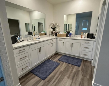 2531 E Harper Street - Photo Thumbnail 7