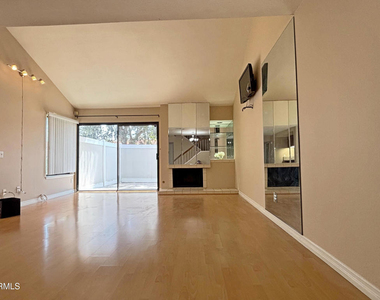1223 Porto Grande Drive - Photo Thumbnail 3