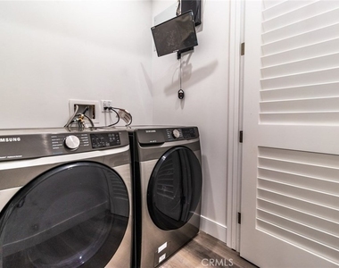 2150 S West View - Photo Thumbnail 22