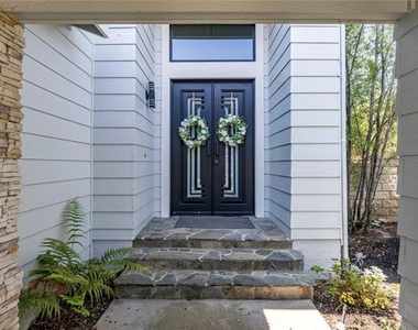 6 Westwind - Photo Thumbnail 2