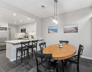 98 Shorebreaker Drive - Photo Thumbnail 3
