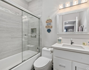98 Shorebreaker Drive - Photo Thumbnail 11