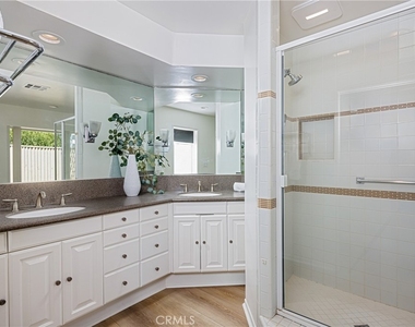 3701 Inlet Isle Drive - Photo Thumbnail 20