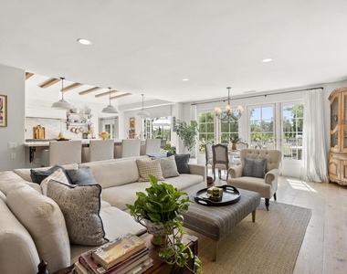 16560 El Camino Real - Photo Thumbnail 5
