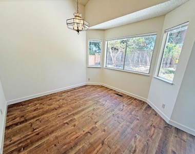 3305 Archbury Court - Photo Thumbnail 3