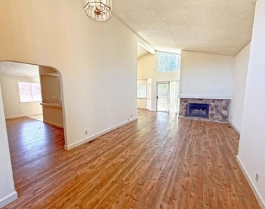 3305 Archbury Court - Photo Thumbnail 1