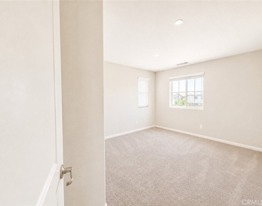 36312 Shedera Court - Photo Thumbnail 3