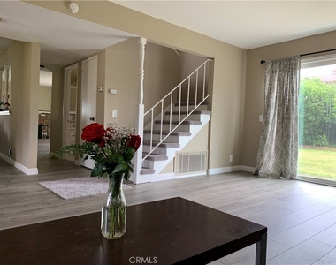 5822 Newman Street - Photo Thumbnail 15