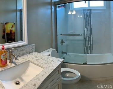 5822 Newman Street - Photo Thumbnail 16