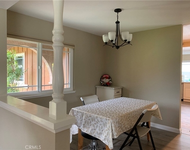 5822 Newman Street - Photo Thumbnail 5