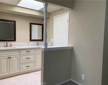 5822 Newman Street - Photo Thumbnail 18