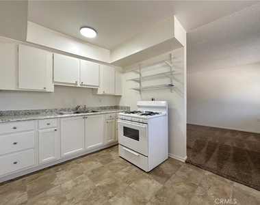 1342 Agate Avenue - Photo Thumbnail 4
