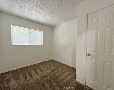 1342 Agate Avenue - Photo Thumbnail 9
