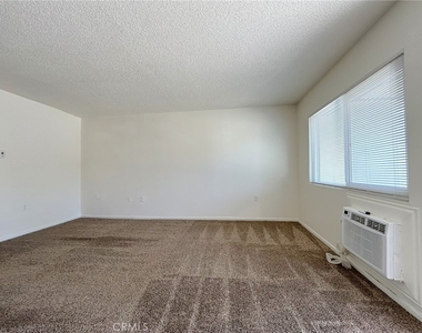 1342 Agate Avenue - Photo Thumbnail 1