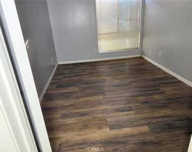 2100 Pinon Springs Circle - Photo Thumbnail 4