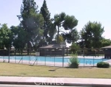 2100 Pinon Springs Circle - Photo Thumbnail 8